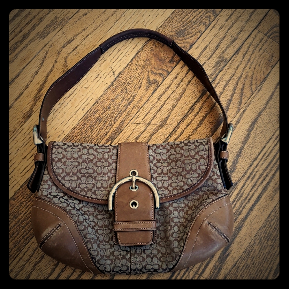 COACH SIGNATURE CANVAS PURSE